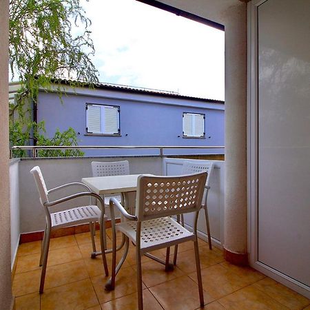 Apartman Maja Pjescana Pjescana Uvala Esterno foto