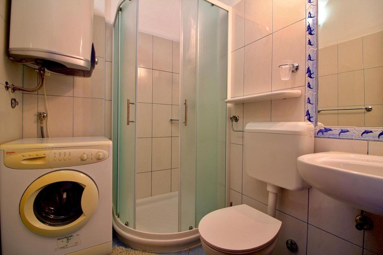 Apartman Maja Pjescana Pjescana Uvala Esterno foto