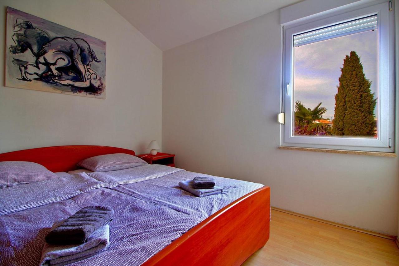 Apartman Maja Pjescana Pjescana Uvala Esterno foto