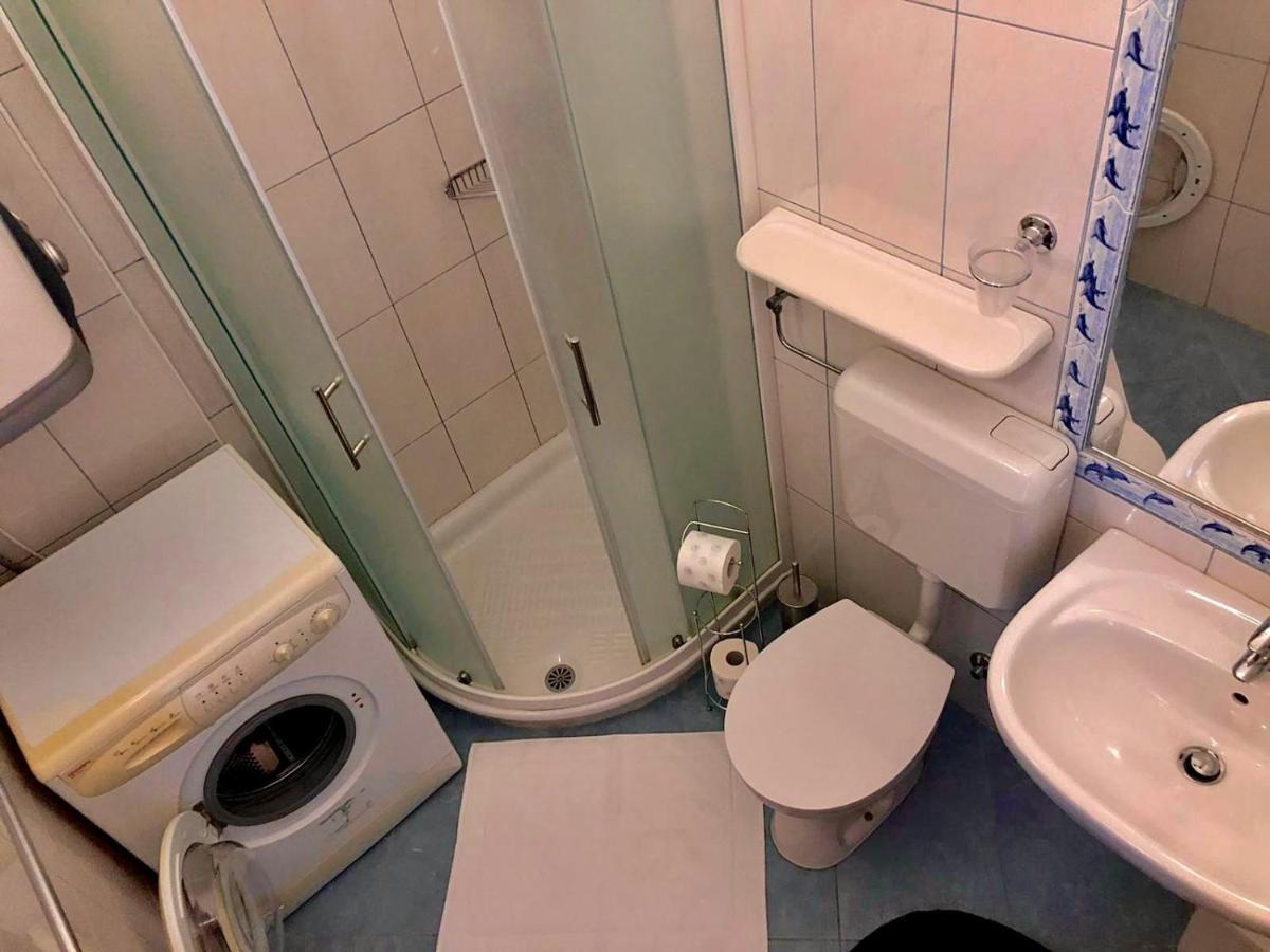 Apartman Maja Pjescana Pjescana Uvala Esterno foto